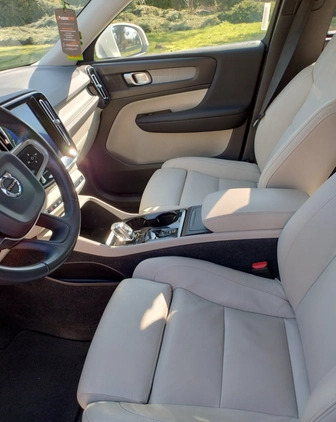 Volvo XC 40 cena 115700 przebieg: 71000, rok produkcji 2019 z Frampol małe 352